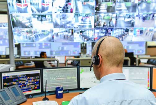 Surveillance 24/7, par des centres de télésurveillance qui analysent vos alarmes et envoient les forces de l’ordre et ou des agents de sécurité